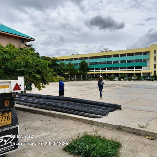 รับสร้างหลังคาคลุมระหว่างอาคารเรียน